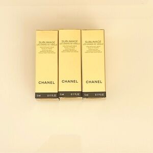 3 CHANEL Sublimage Les Grains de Vanille Exfoliator